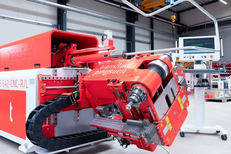 Transfluid’s family of four T BEND SERVO-ELECTRIC Bi-Directional (R / L) Mandrel tube bending machines